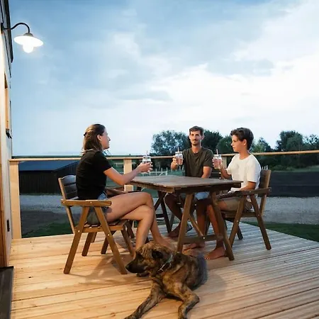 Wohnwagon Paul - Autarkie Erleben! - Tiny House Ferienhaus Oberschneiding
